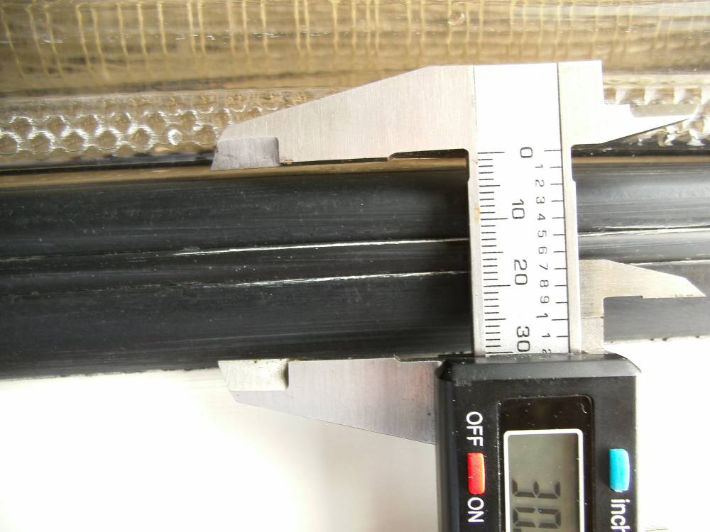 __Die zu breite Dichtung__. __Die zu breite Dichtung__.